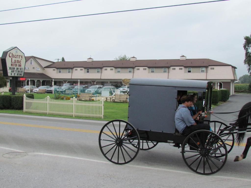 Cherry Lane Motor Inn Amish Country ร็องค์ส ภายนอก รูปภาพ